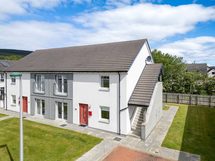 Vacation rental for 5 people, with yard the Highlands