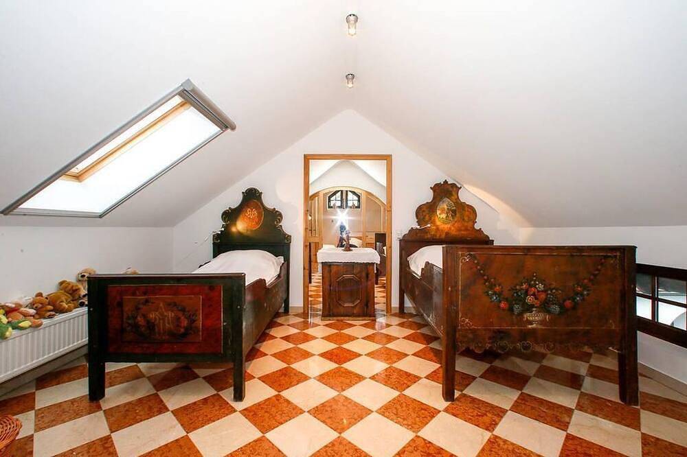 Ganze Wohnung, Ferienwohnung mit antikem Charme - Appartement 2, Dusche, Wc, 2 Schlafräume in Neusiedl am See, Neusiedlersee-Hügelland