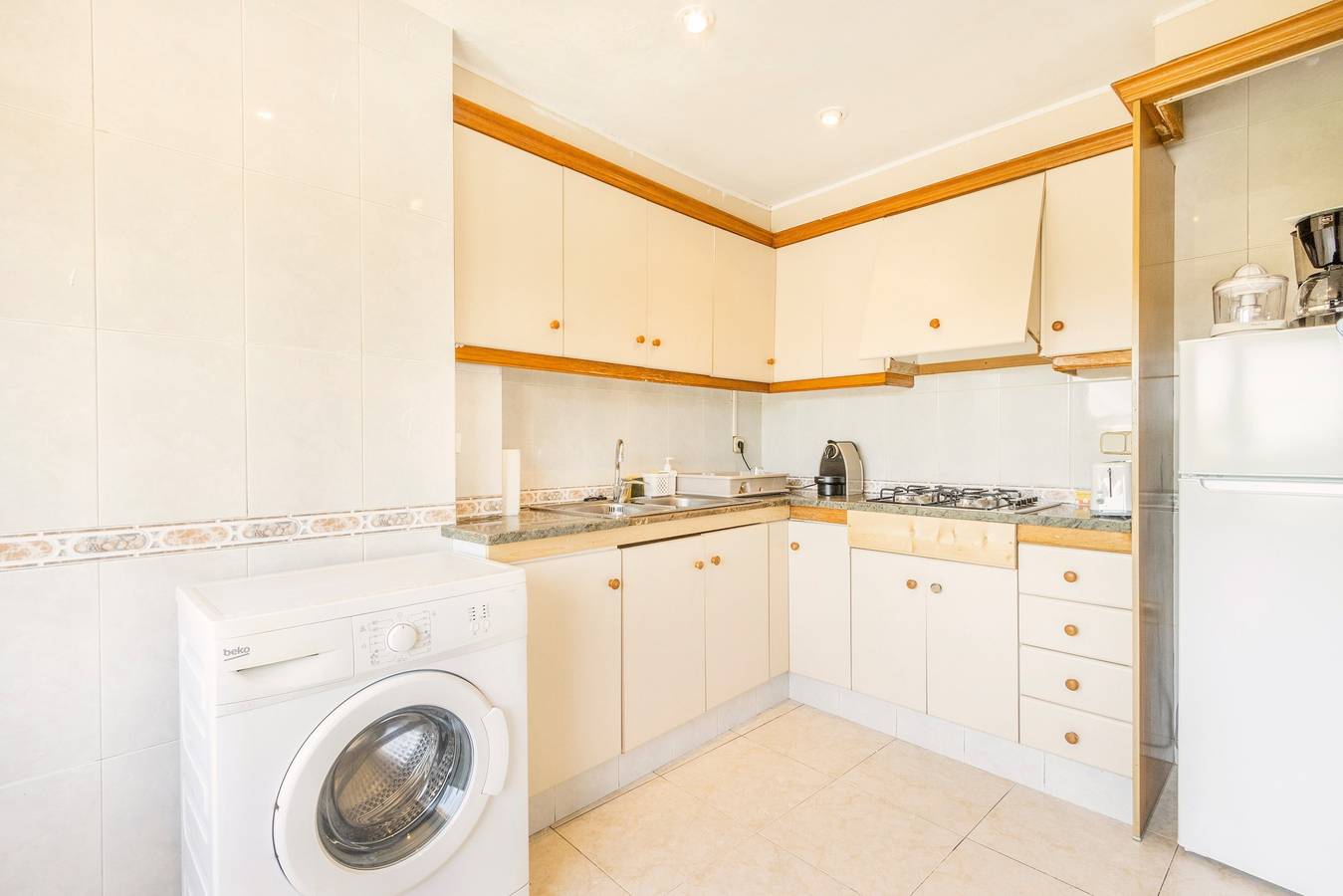 Appartement entier, Appartement 'Cal Confianza' avec vue sur les montagnes, jardin privé et Wi-Fi in Borredà, Pyrénées catalanes