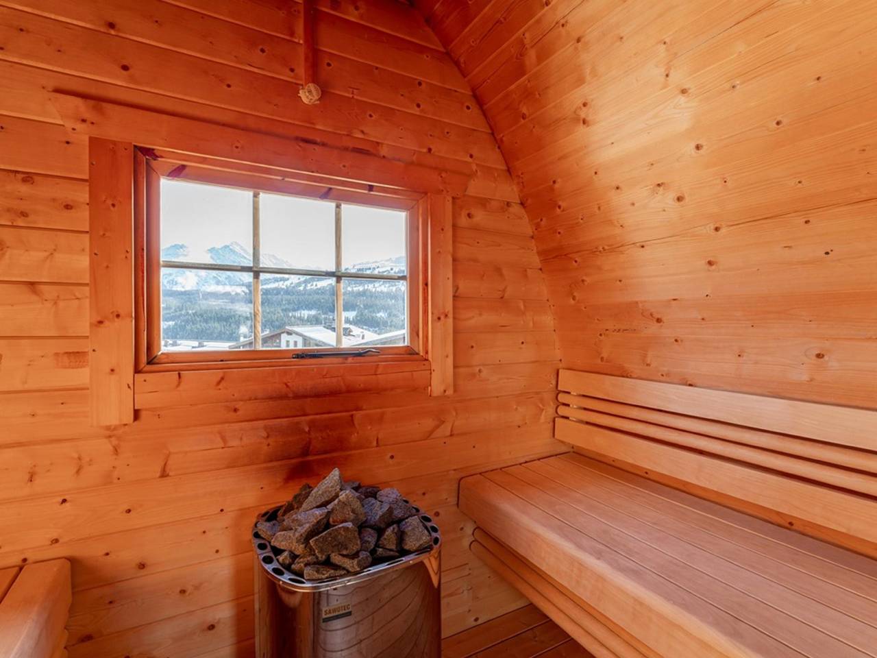 Vrijstaand chalet op de piste van Zillertal Arena in Königsleiten, Pinzgau