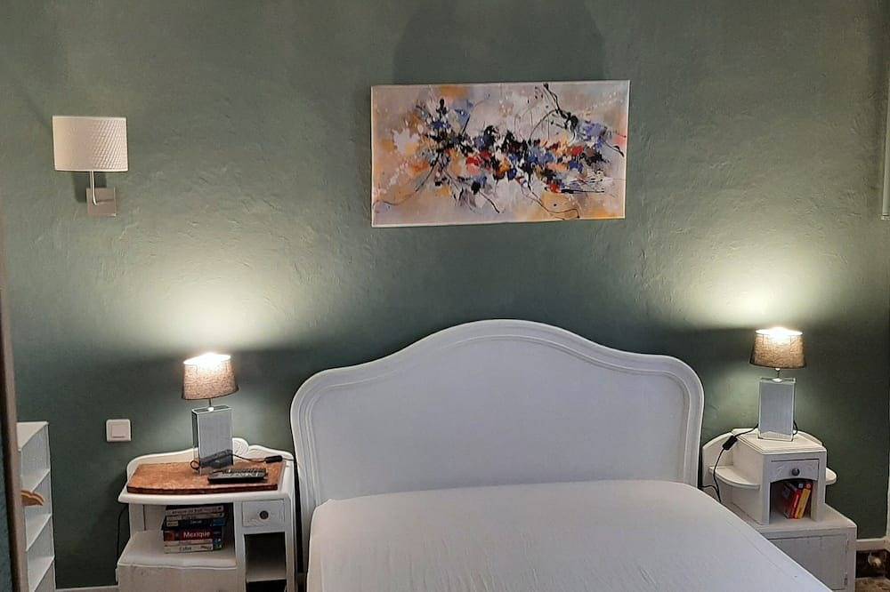 Wunderschönes Mas Provençal mit 3 Bed And Breakfast + Pool in Cavaillon, Regionaler Naturpark Luberon