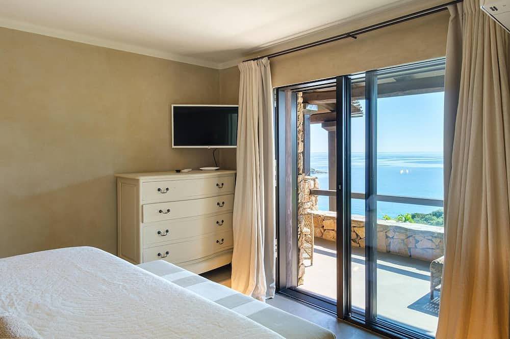 Stunning home in porto rotondo -ot- in Porto Rotondo, Costa Smeralda