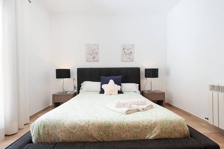 Entire apartment, Can Joan (maria) - Apartment With Private Pool in Maria de la Salut, Majorca Center