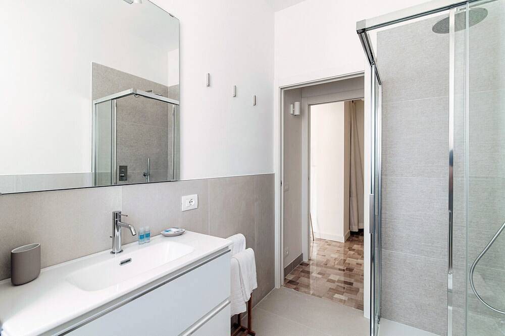 Apartamento entero, Near the centre of Como (Ria Apartment) in Como, Lago de Como