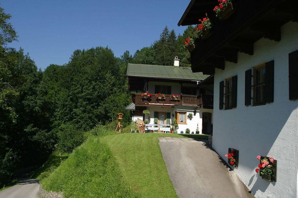 Ganze Wohnung, Ferienwohnung Nr. 1 für 1-2 Pers., 40 m², Sz, Wohnküche, Balkon, Schlafsofa in Bischofswiesen, Berchtesgadener Alpen