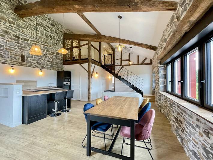 Gîte pour 6 personnes, avec Terrasse et Jardin