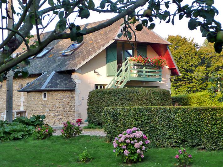 Gîte pour 4 personnes, avec jardin et terrasse à Villainville