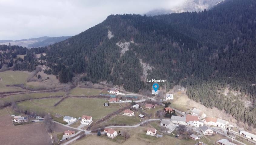 Chalet pour 12 personnes, avec jardin et terrasse, animaux acceptés dans Hautes-Alpe - 3