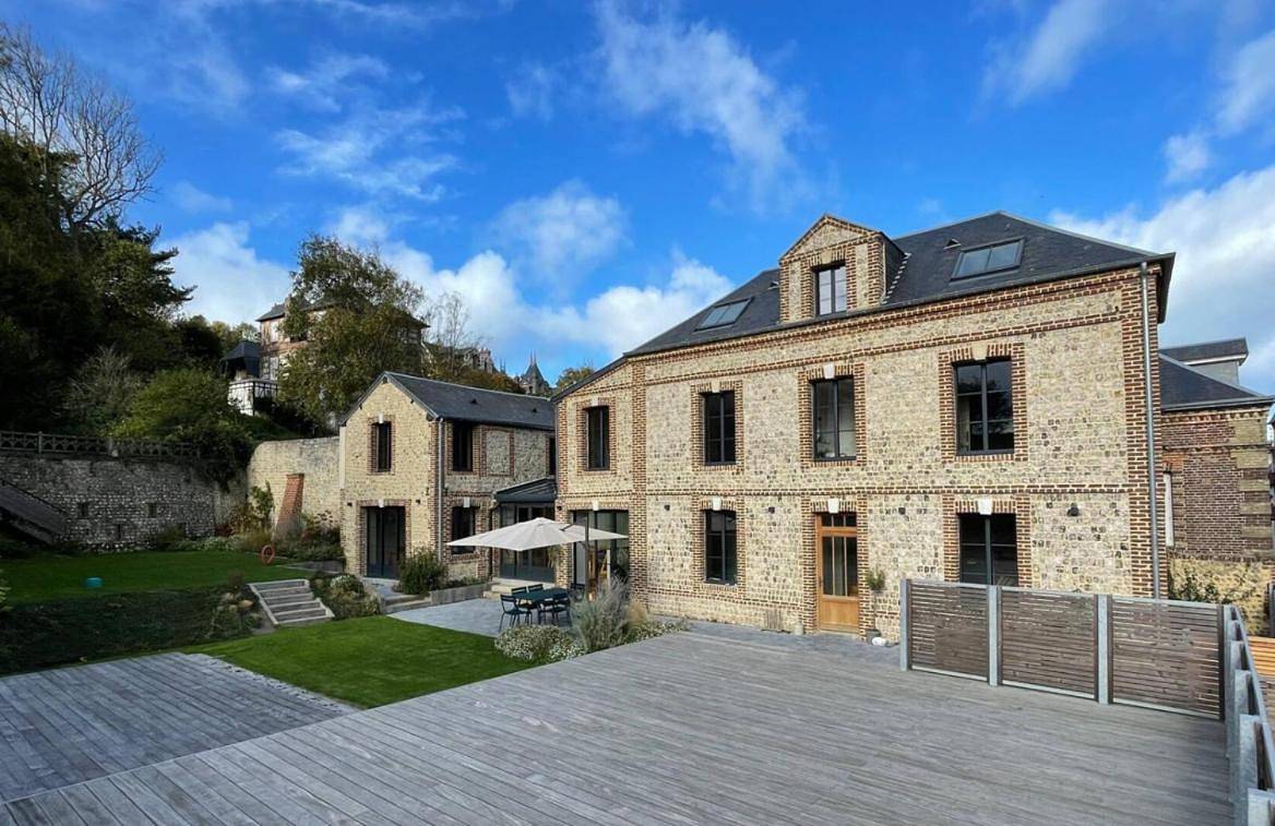 Maison familiale avec piscine Les Petites Dalles in Les Petites Dalles, Sassetot-le-Mauconduit