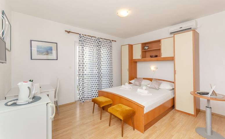 Ganzes Studio, Apartments Katica in Makarska, Makarska Riviera