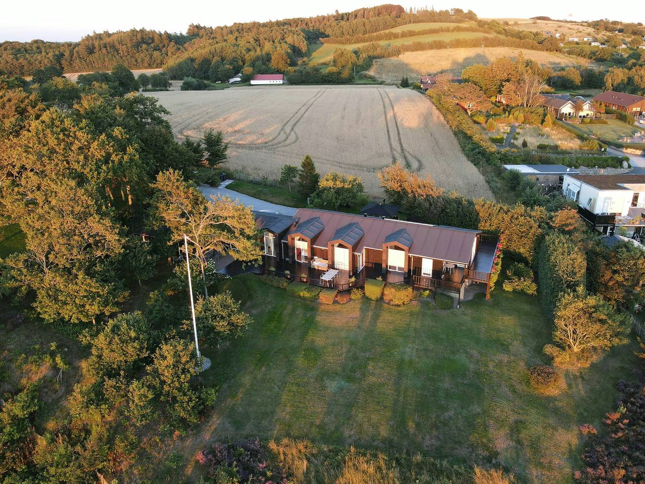 Arkitekttegnet hus med udsigt og privat strand in Limfjord in Westjütland