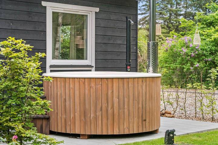 Ferienhaus für 6 Personen, mit Terrasse und Whirlpool sowie Sauna und Garten in Serup Strand - 2