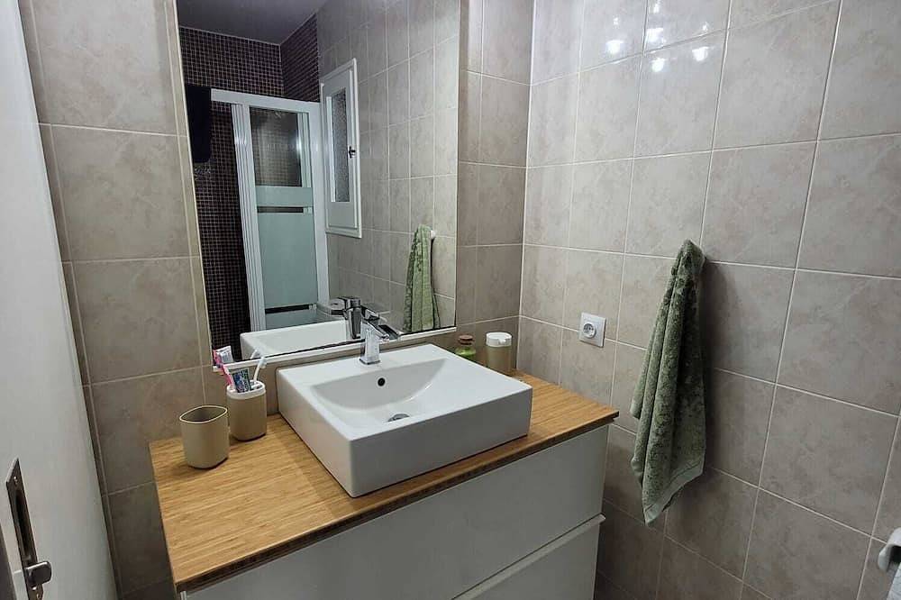 Semi-detached house with small garden 3 minutes from the Cap d´Artrutx lighthouse in Cap d'Artrutx, Ciutadella