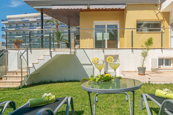 Apartamento para 5 personas, con Terraza en Son Bauló