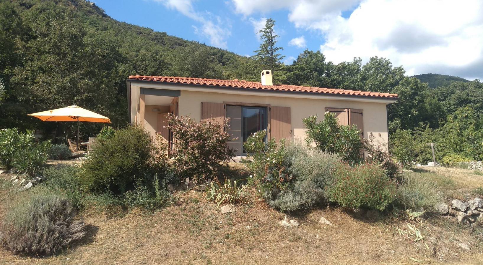 Villa "Le Rocher de Carmajou" in Campôme, Parc naturel régional des Pyrénées catalanes