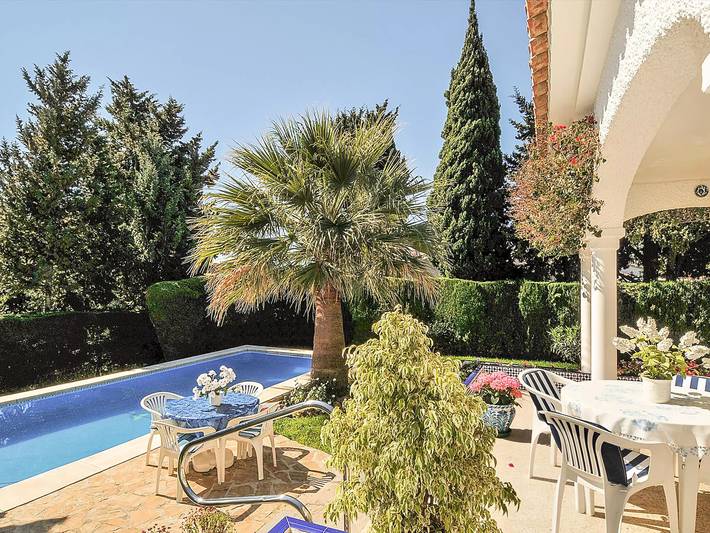 Casa rural para 4 personas, con jardín en Torremolinos - 2