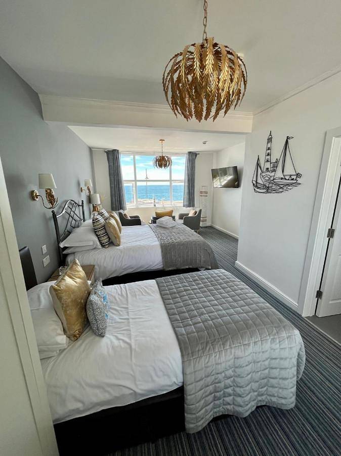 King Double or Twin Room in Seaton, Devon