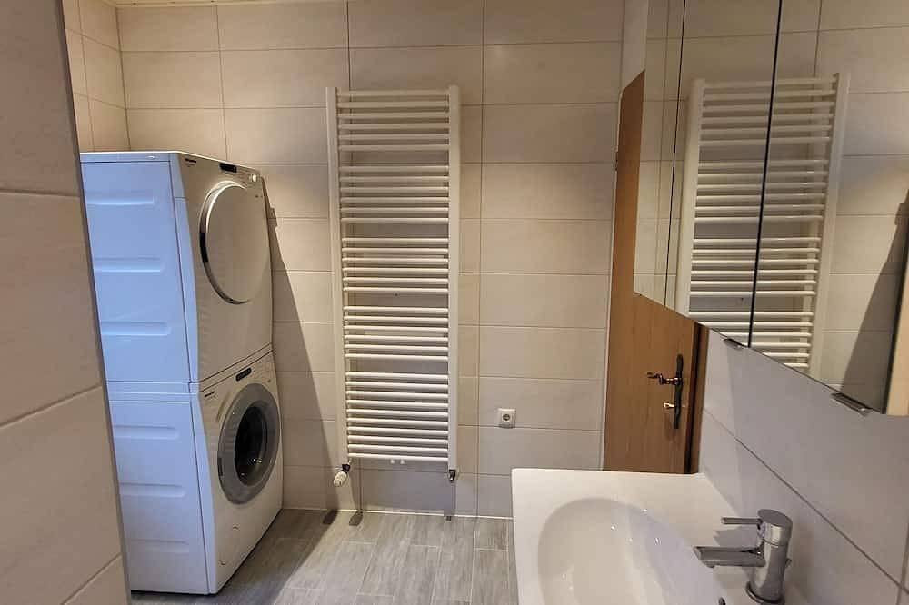 Beautiful holiday home with hot tub. In short: relax and enjoy! in Neubörger, Emsland