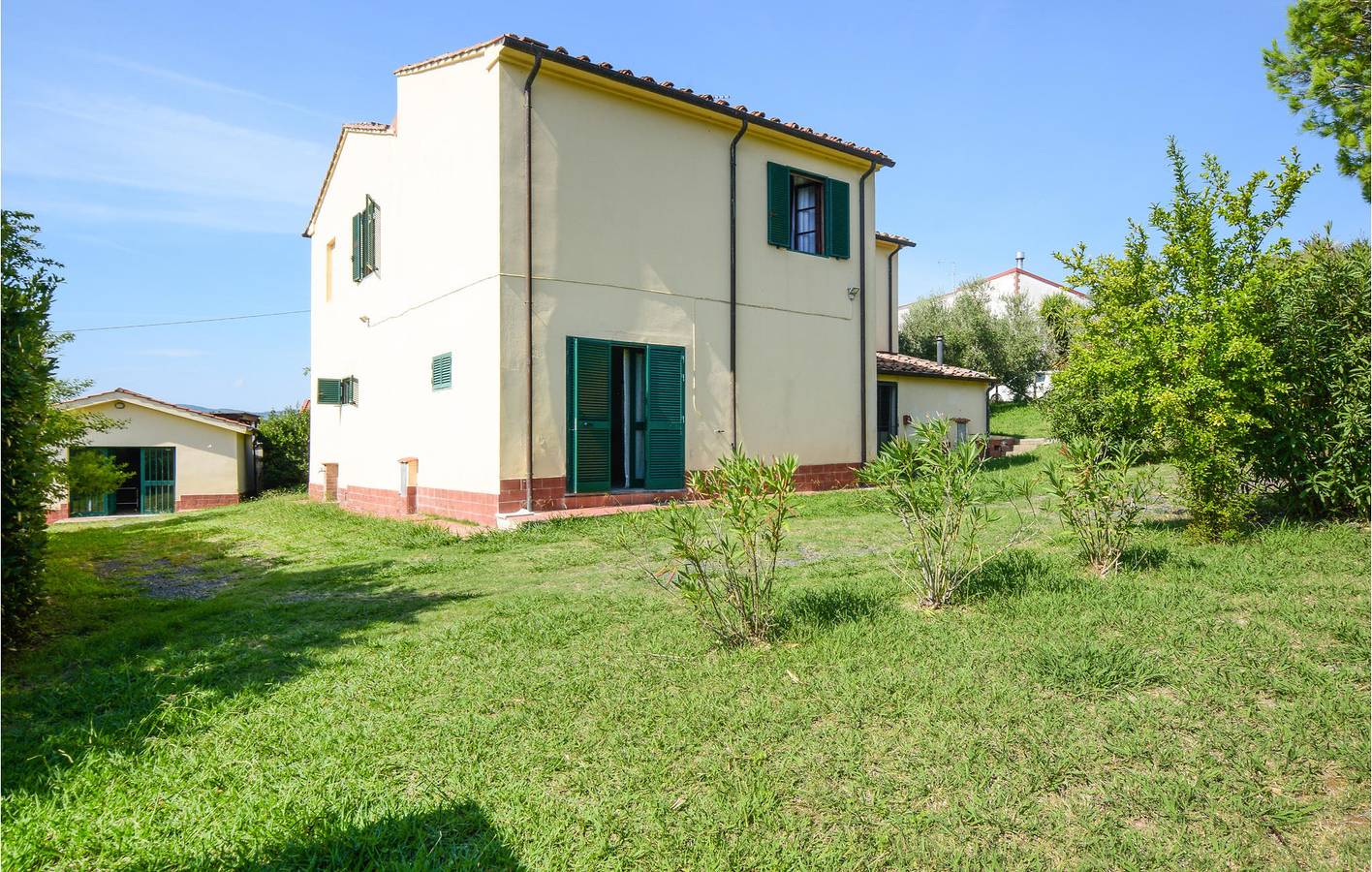 Appartamento di charme con piscina e giardino, vicino al fiume e al lago in Santa Luce, Costa degli Etruschi