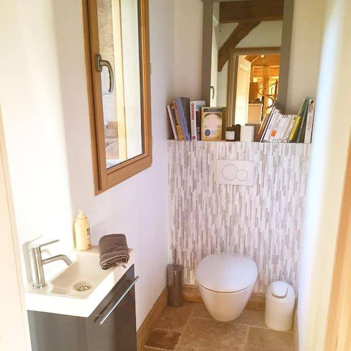 Location de vacances pour 6 personnes, avec vue ainsi que jardin et terrasse, animaux acceptés à Les Authieux-sur-Calonne - 3