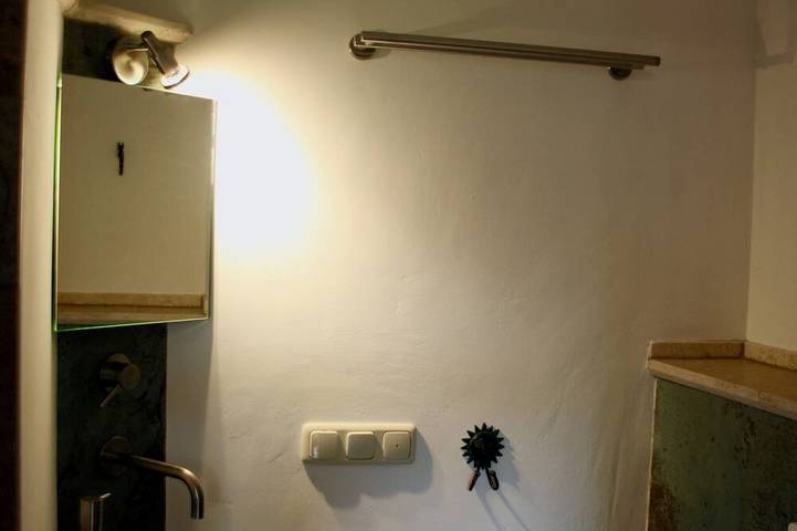 Ganze Wohnung, Ferienwohnung mit Terrasse und Bergblick in Frasdorf, Chiemsee