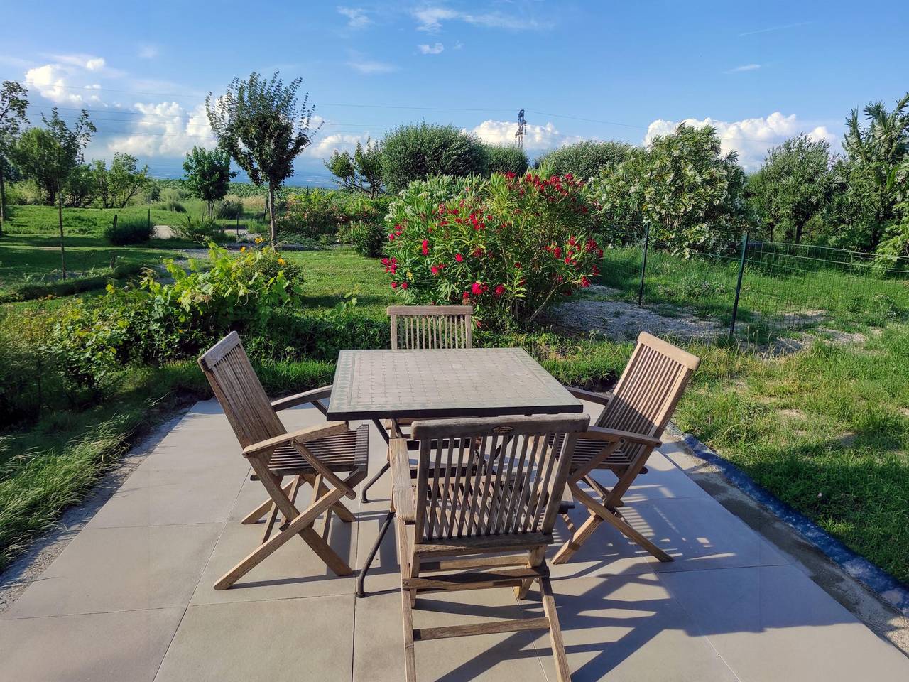 Ganze Wohnung, Schöne Ferienwohung beim mittelalterlichen Stadt in Montréal (Aude), Carcassonne und Umgebung