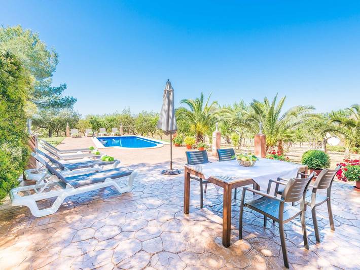 Casa rural para 8 personas, con piscina y jardín en Santa María del Camino - 4