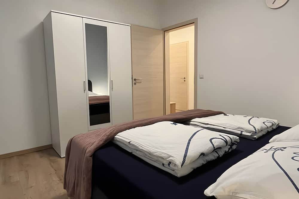 Ganze Wohnung, Apartment „Für 4 Personen, 55 m²“ mit gemeinsamer Terrasse, Garten und Wlan in Groß Polzin, Vorpommern Greifswald