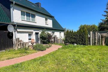 Ferienwohnung für 4 Personen, mit Terrasse und Garten in Saal