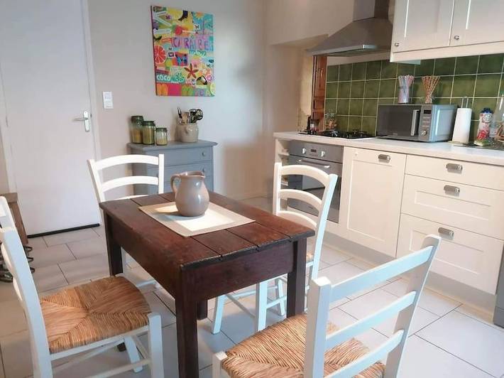 Location de vacances pour 6 personnes, avec vue et jardin, animaux acceptés à Cestayrols - 3