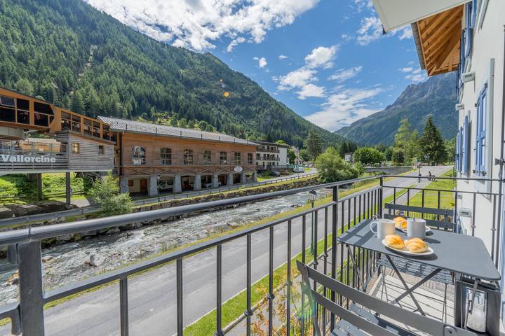 Appartement de vacances pour 4 personnes, avec balcon ainsi que sauna et piscine