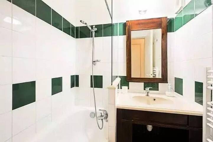 Gîte pour 4 personnes, avec piscine dans Golf De Pinsolle - 3