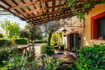 Gîte pour 2 personnes, avec jardin dans Ombrie