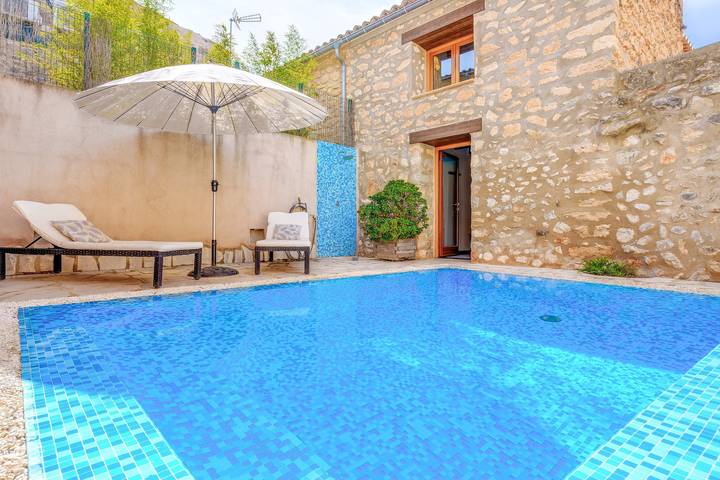 Finca für 6 Personen, mit Balkon in Binissalem