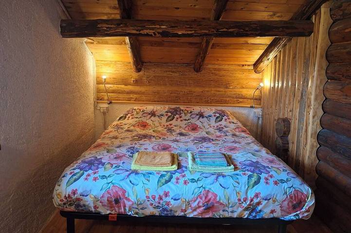 Hütte / Chalet mitten im Grünen in der Nähe von Radwegen (Mtb) in Castello Tesino, Valsugana