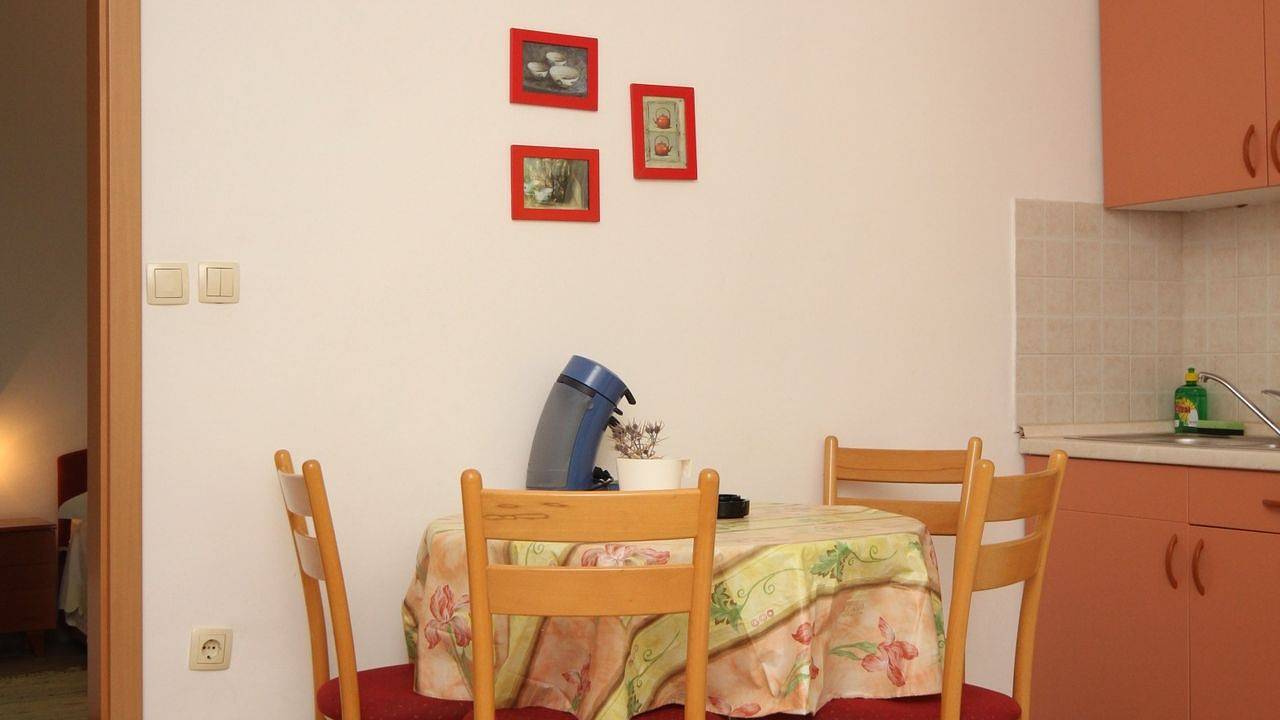 Hel ferieleilighet, Ferienwohnung für 2 Personen (30 m²) in Podgora in Podgora, Makarska Riviera