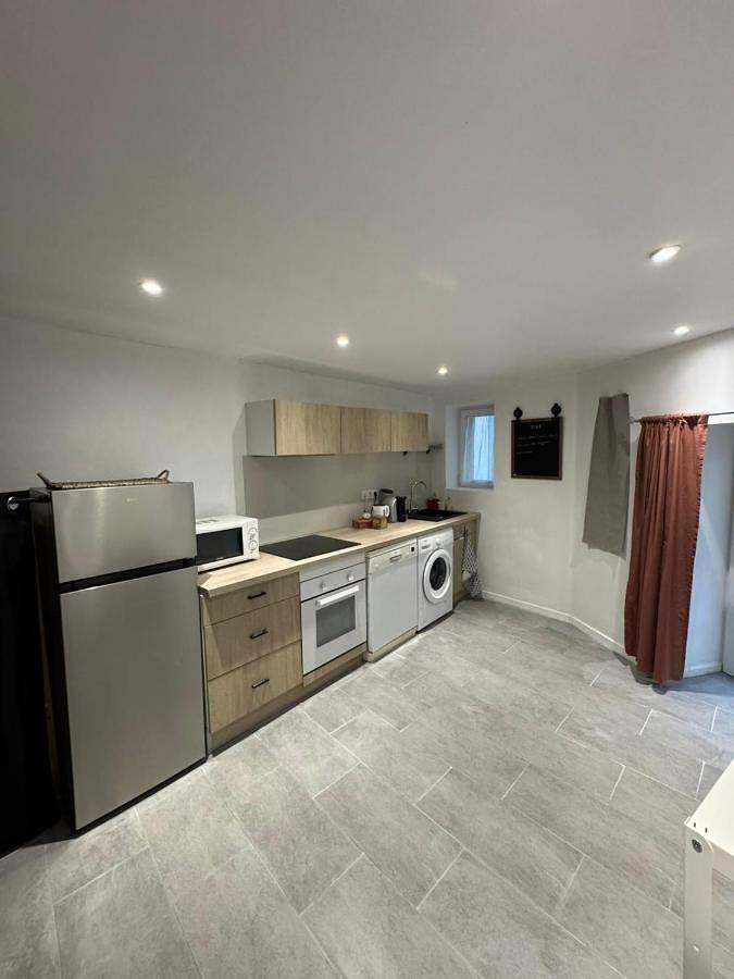 Gîte pour 2 personnes, avec terrasse à Romagnat - 4