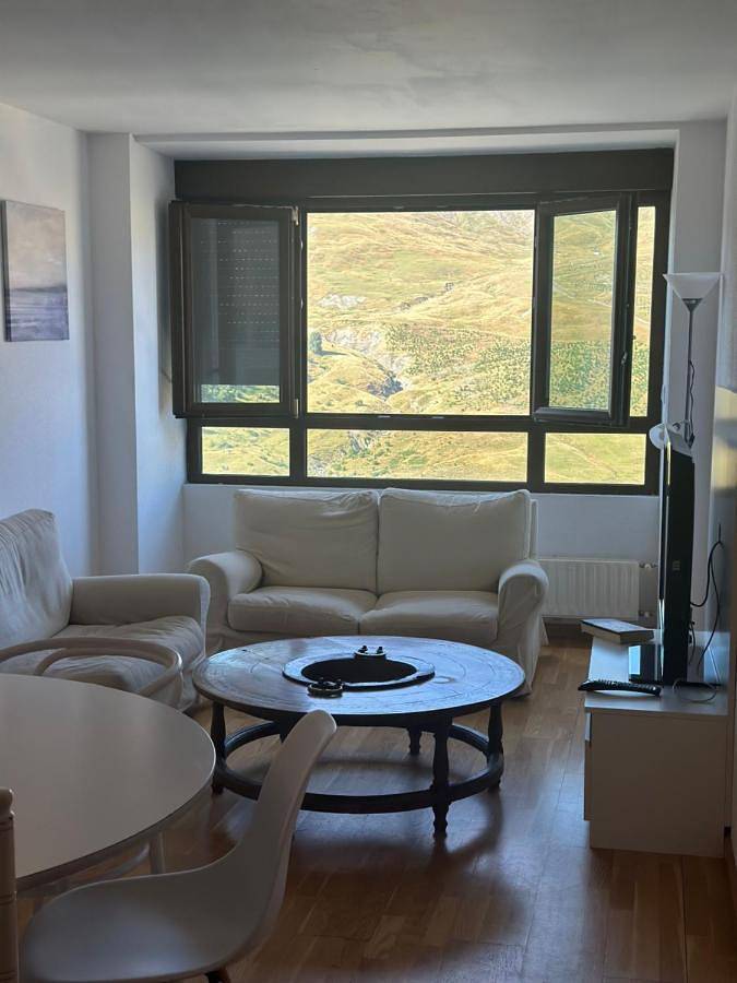 Ferienwohnung für 5 Personen, mit Pool und Ausblick sowie Garten - 1