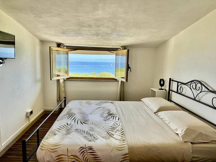 Chambre d’hôte pour 2 personnes, avec Jacuzzi ainsi que Jardin et Vue à Tropea