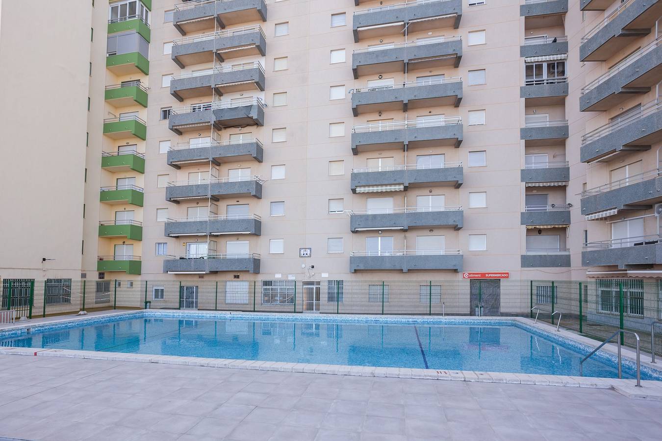 Ganze Wohnung, Apartment 'Mareny A La Albufera' mit Gemeinschaftspool in Sueca, Costa de Valencia