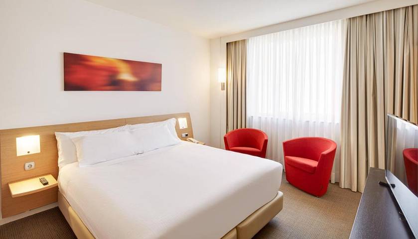 Apartamento para 6 personas, con Terraza además de Jardín y Piscina en Valladolid