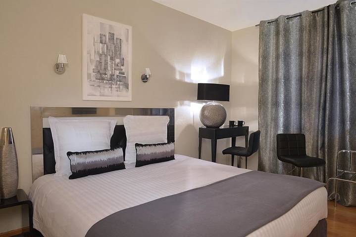 Hôtel pour 2 personnes, avec jardin et terrasse à Buzançais - 2