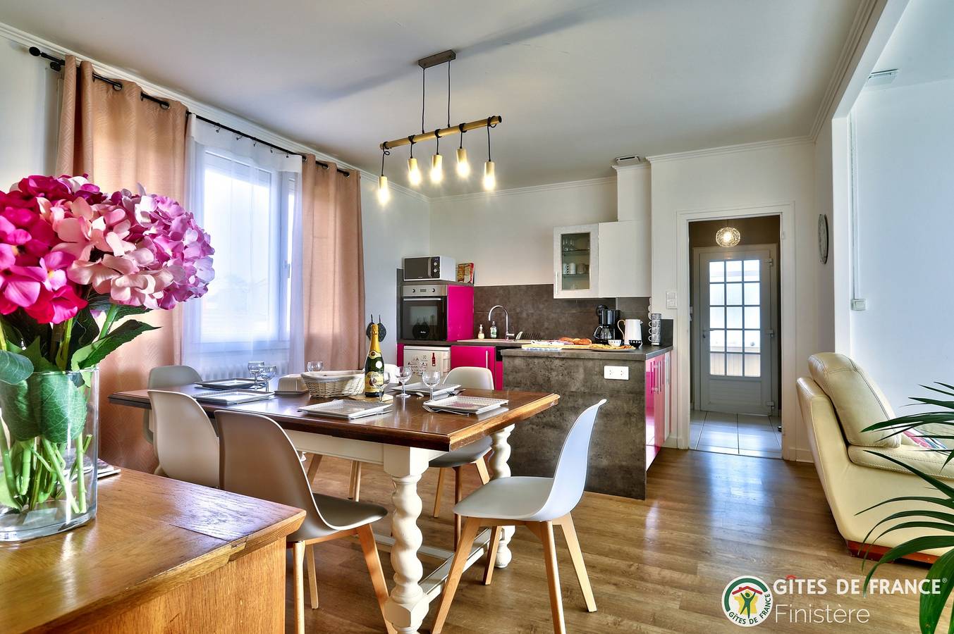 Les hortensias in Lampaul-Plouarzel, Brest region