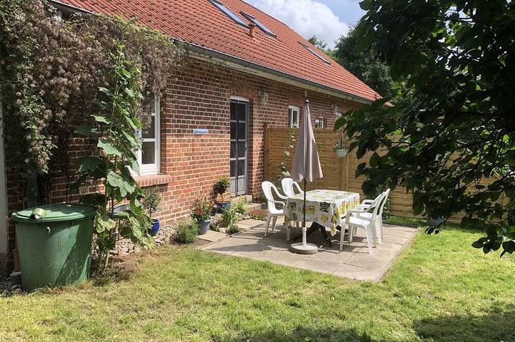 Ferienwohnung für 5 Personen, mit Terrasse und Garten in Kenz-Küstrow