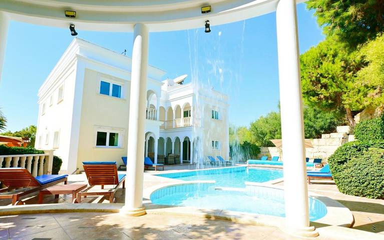 Location de vacances pour 14 personnes, avec piscine et jardin à Coral Bay - 2