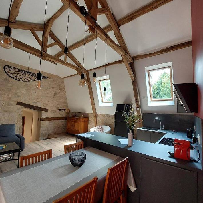 Location de vacances pour 4 personnes, avec jardin ainsi que vue et piscine dans Belmont-Sainte-Foi - 4