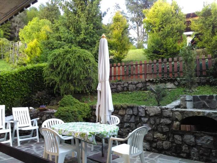Appartamento per 4 persone, con Terrazza e Giardino nonché Panorama a Selvino