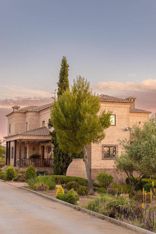 Hotel para 2 personas, con jardín y piscina, Se admiten mascotas en Provincia de Toledo - 2