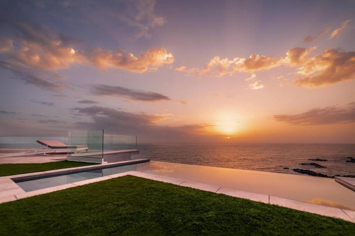 Chalet para 6 personas, con vistas además de terraza y piscina - 1