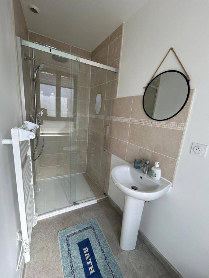 Single Room in Dieppe, Région de Dieppe